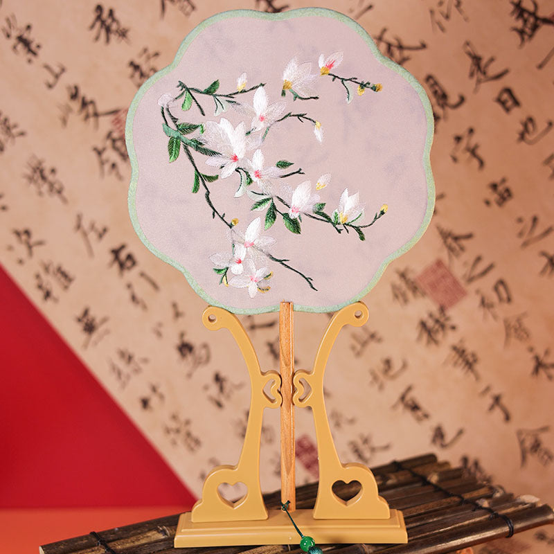 优雅的白色花朵图案双面绣花丝绸扇