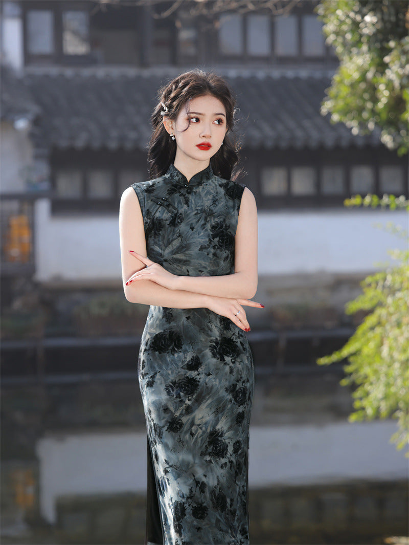 Elegant Grey Floral Cheongsam Dress - Chinese-Inspired Evening Wear