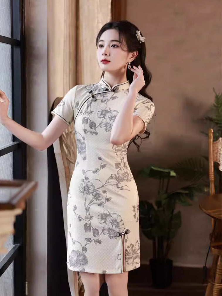 Graceful Floral Cheongsam Dress Vintage Chinese Style for Women
