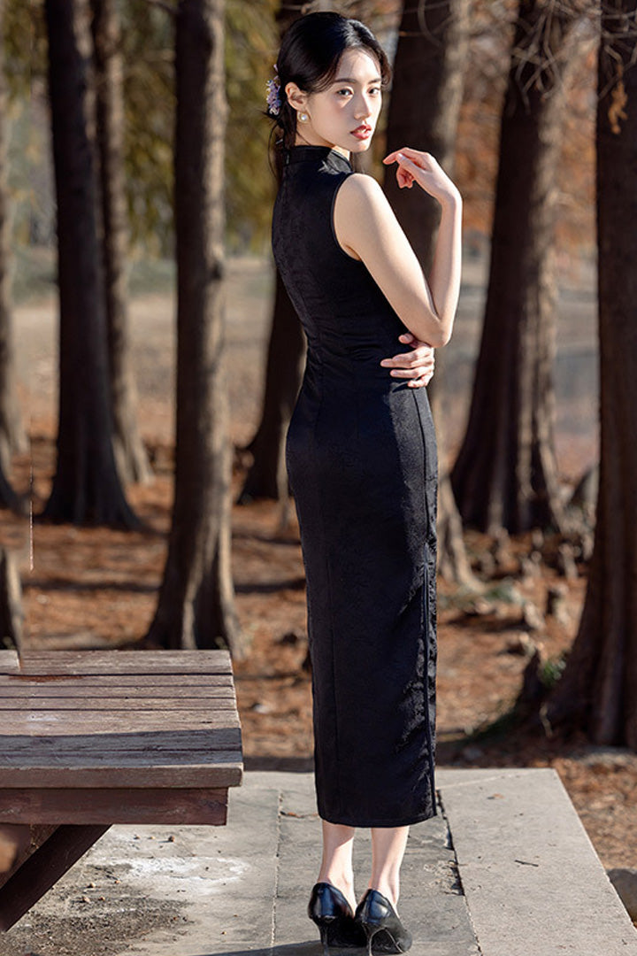 Summer Sleeveless Bamboo Embroidery Qipao | Elegant Mandarin Slim Dress