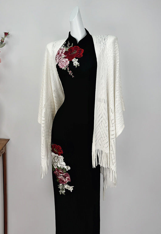 Elegant Black Embroidered Mudan Cheongsam | Vintage Sleeveless Slim Long Dress