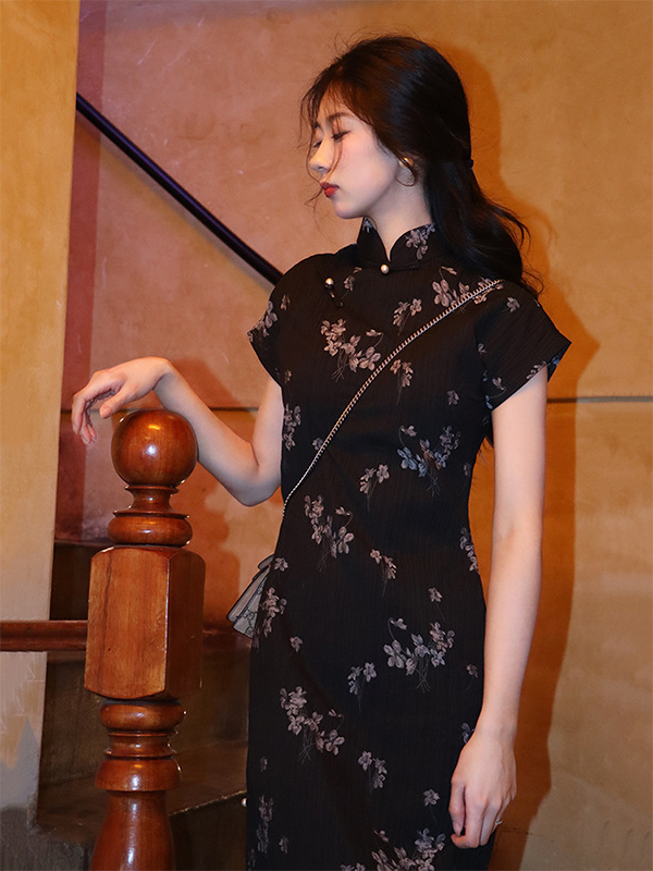 Elegant Black Floral Cheongsam Dress Timeless Style