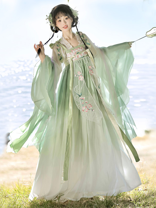 Elegant Green Hanfu Dress Floral Embroidery Tang Dynasty Outfits