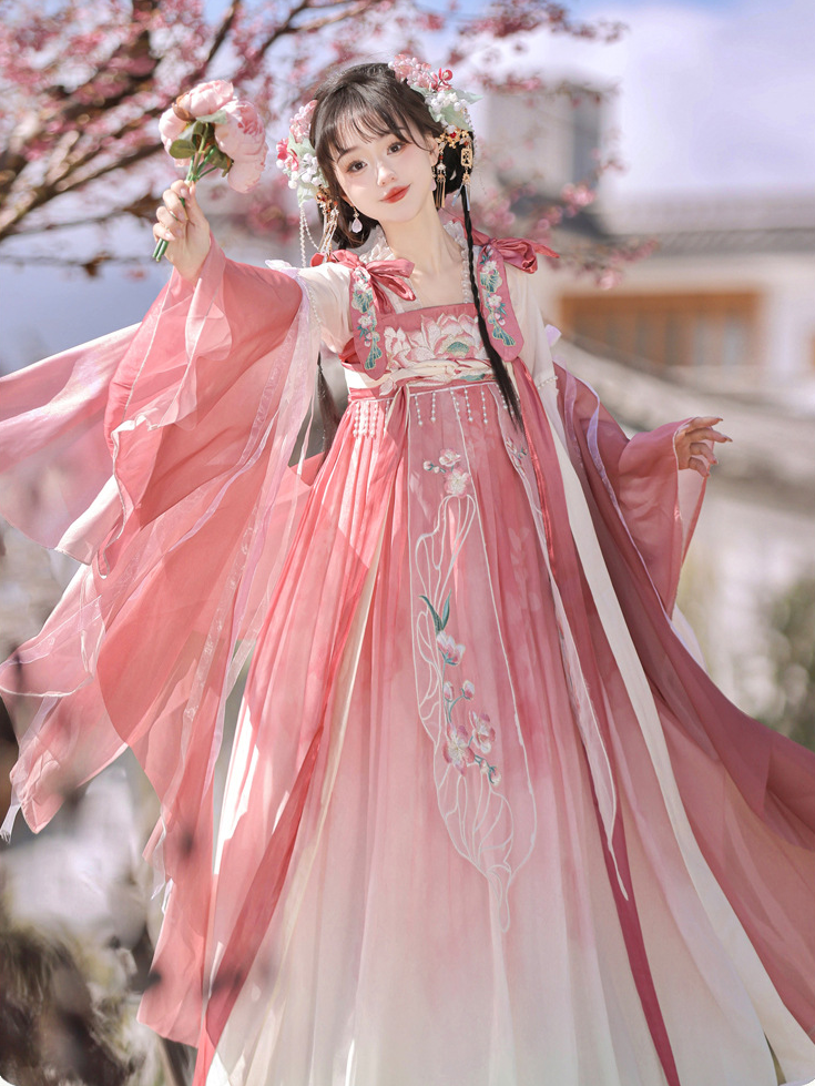 Rose Pink Tang Dynesty Hanfu Dress Elegant Traditional Embroidered Design