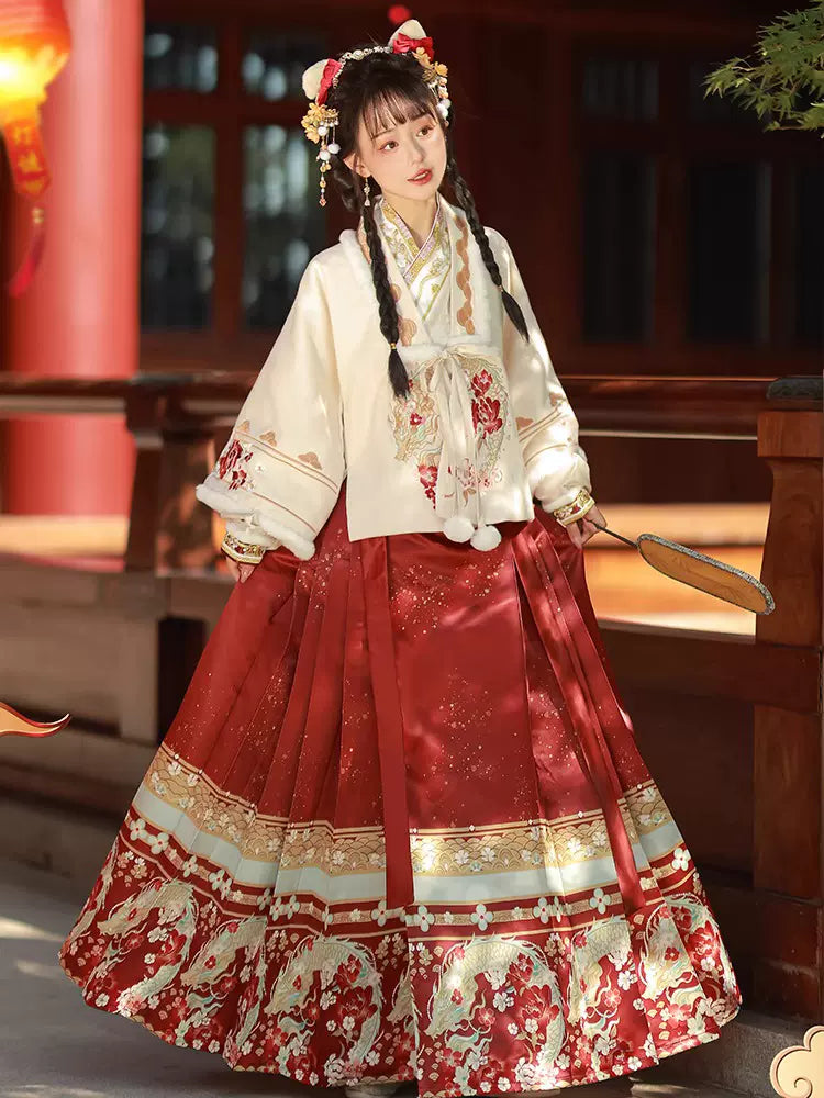 Autumn Ming-Style Mamianqun Hanfu Dress for Chinese New Year Clothes