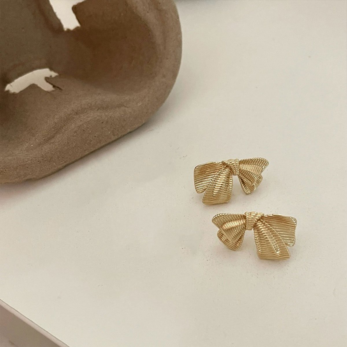 复古蝴蝶结耳钉复古金银时尚珠宝简约礼物