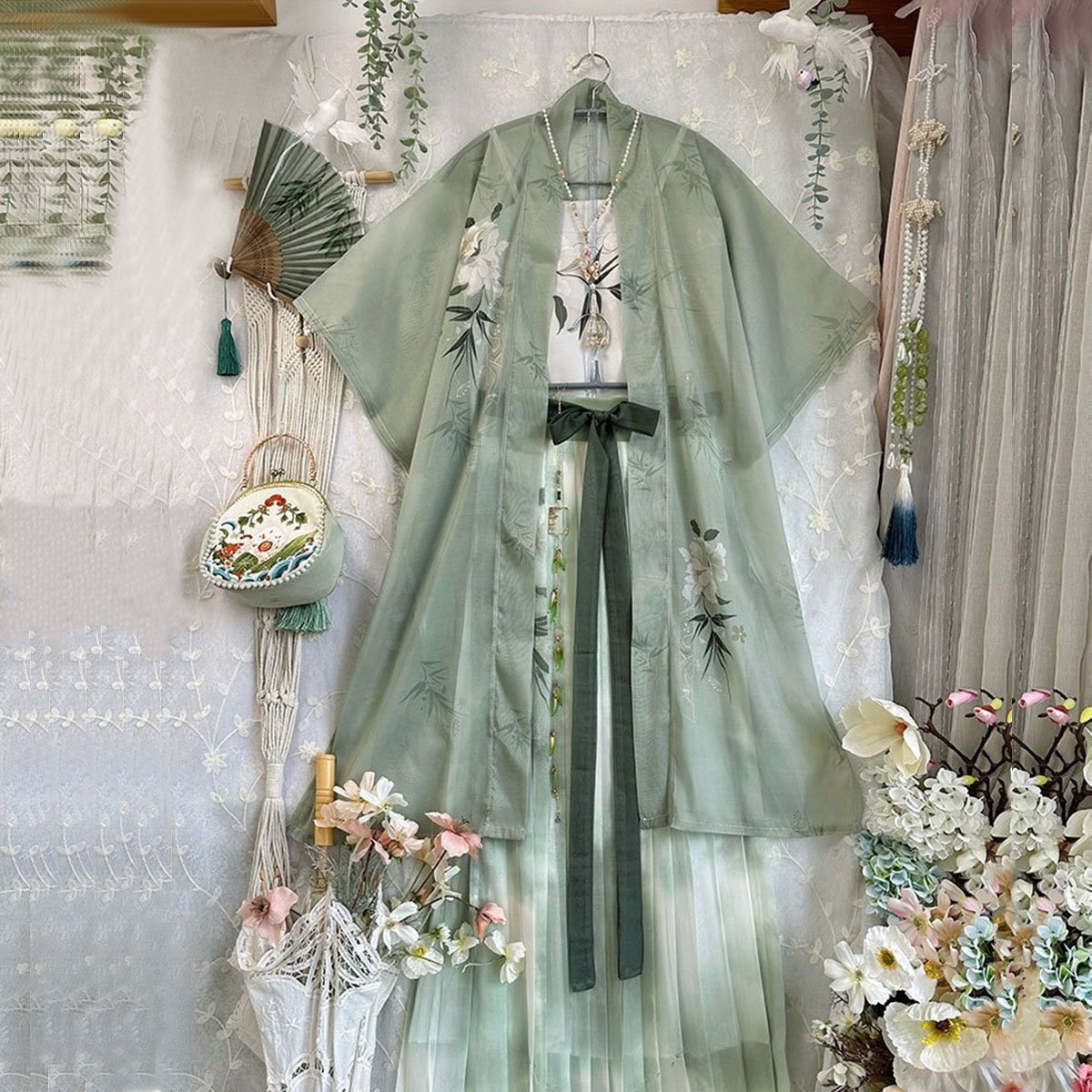 Women's Song Dynasty Hanfu Half-sleeved Waist Pleated Skirt
