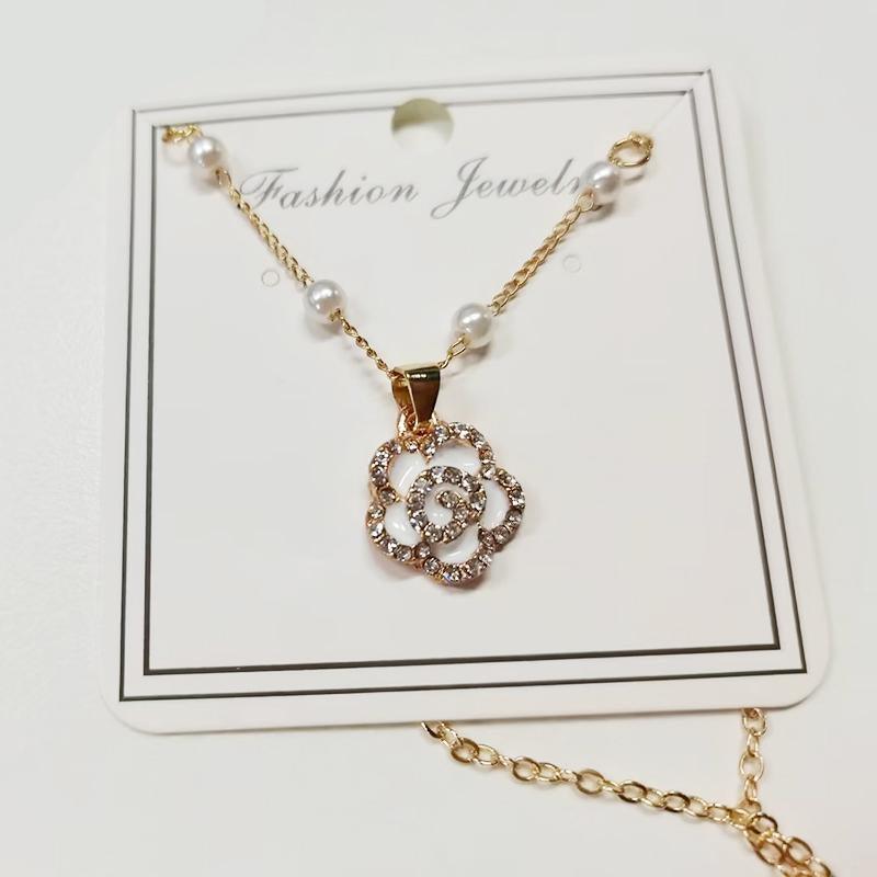 Pearl Flower Bracelet Women Bracelets Charm Hand Chain Titanium Steel Chain
