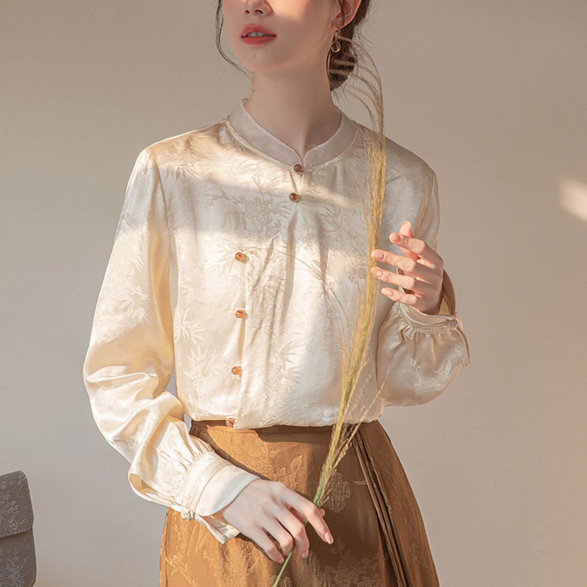 Beige Bamboo Printing Long-Sleeved Shirt