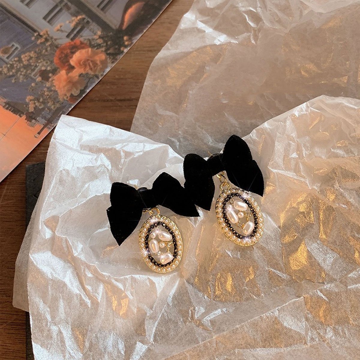 Vintage Oval Earrings for Women Black Bow Elegant Jewelry Fashion Accessories
