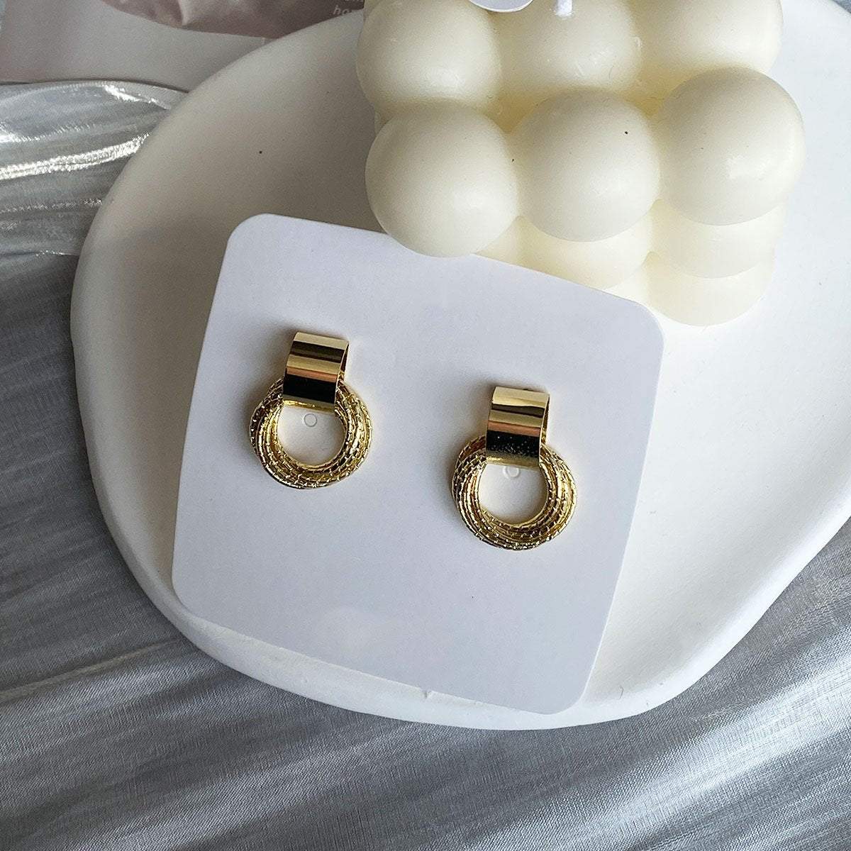 Vintage Metal Hoop Earrings Trendy Fashion Jewellery Women Elegant Gift