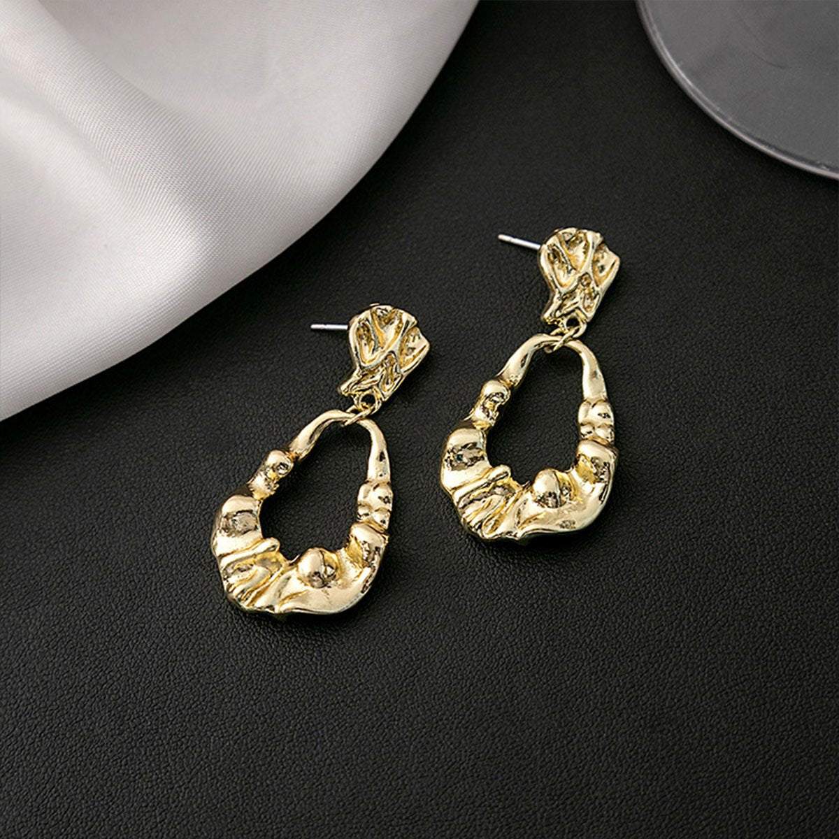 Vintage Ruffled Earrings for Women Retro Irregular Design Fashion Jewelry Gift
