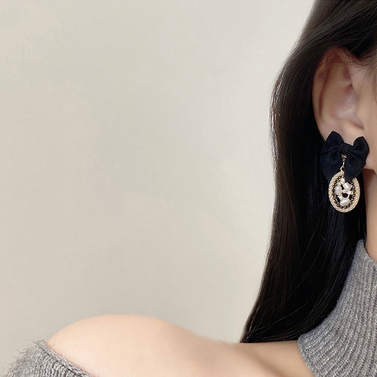 Vintage Oval Earrings for Women Black Bow Elegant Jewelry Fashion Accessories