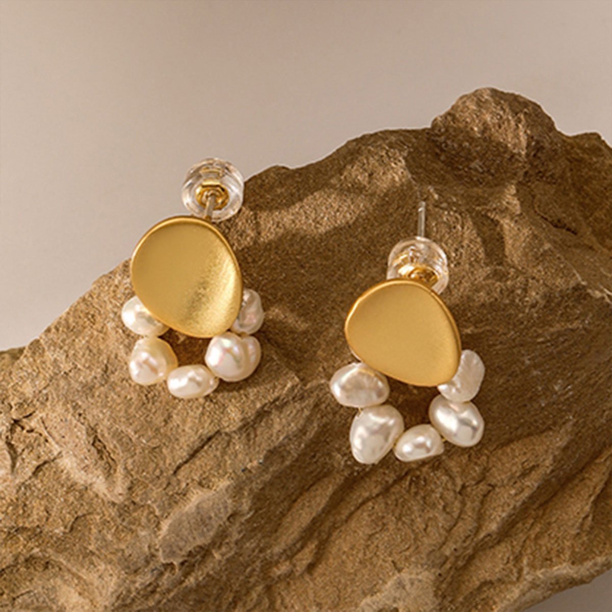 Vintage Pearl Beaded Earrings Simple Versatile Jewelry for Women Elegant Fashion