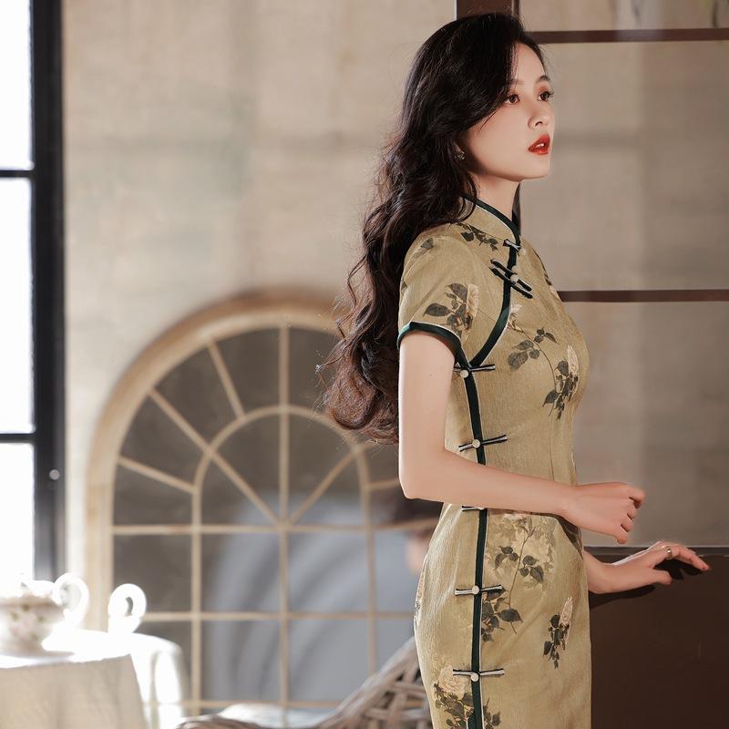 Yellow Wedding Cheongsam-Modern Jacquard Qipao