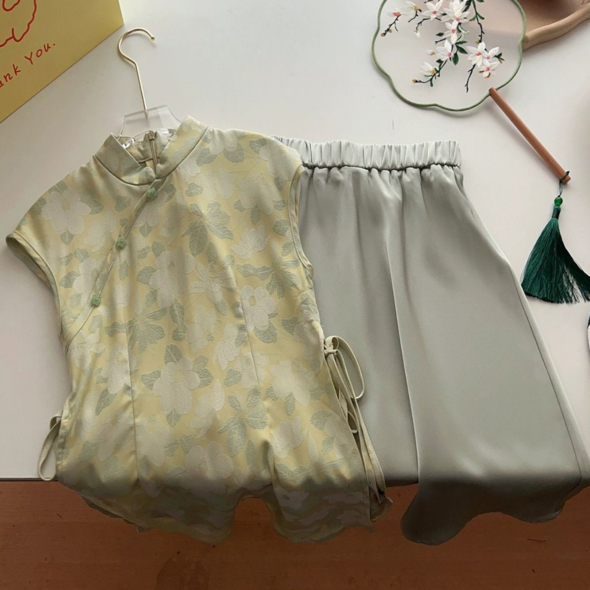 Girls' New Chinese Style Floral Cheongsam Set