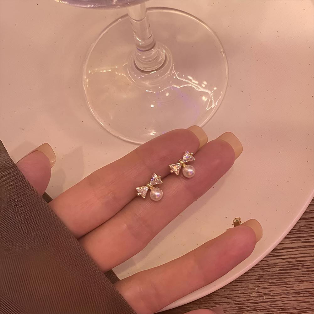 白色锆石水晶珍珠蝴蝶结耳钉,优雅女士最佳礼物