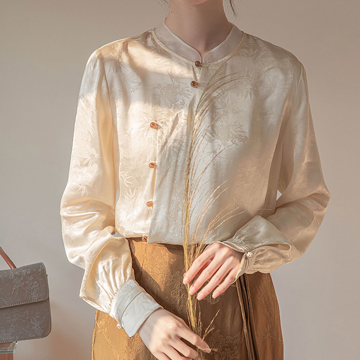 Beige Bamboo Printing Long-Sleeved Shirt