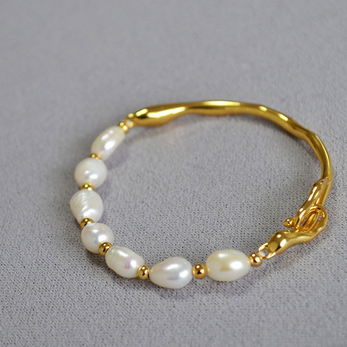 Simple Irregular Freshwater Pearl Necklace and Bracelet Set Elegant Women