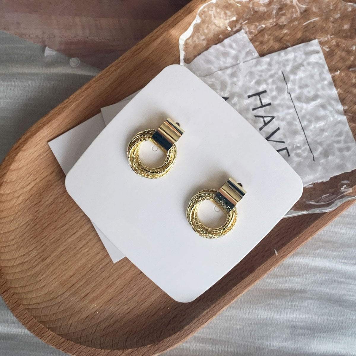 Vintage Metal Hoop Earrings Trendy Fashion Jewellery Women Elegant Gift