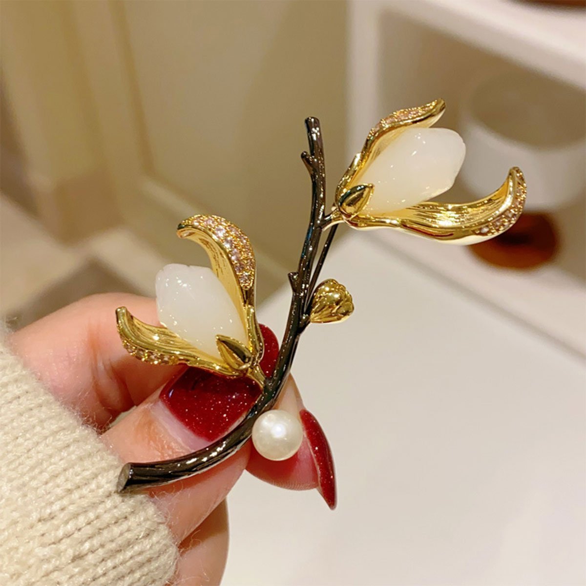 优雅木兰花胸针花朵胸花轻奢设计时尚别针配饰