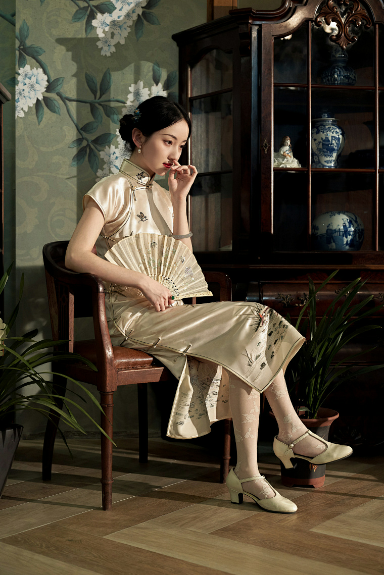 Qipao/cheongsam