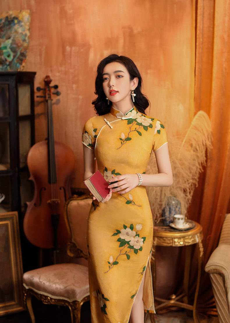 Mist-Gold Vintage Floral Qipa | Mandarin Collar & Frog Buttons