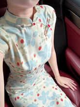 Blue Floral Berry Print Qipao Dress | Slim Mandarin Midi Look