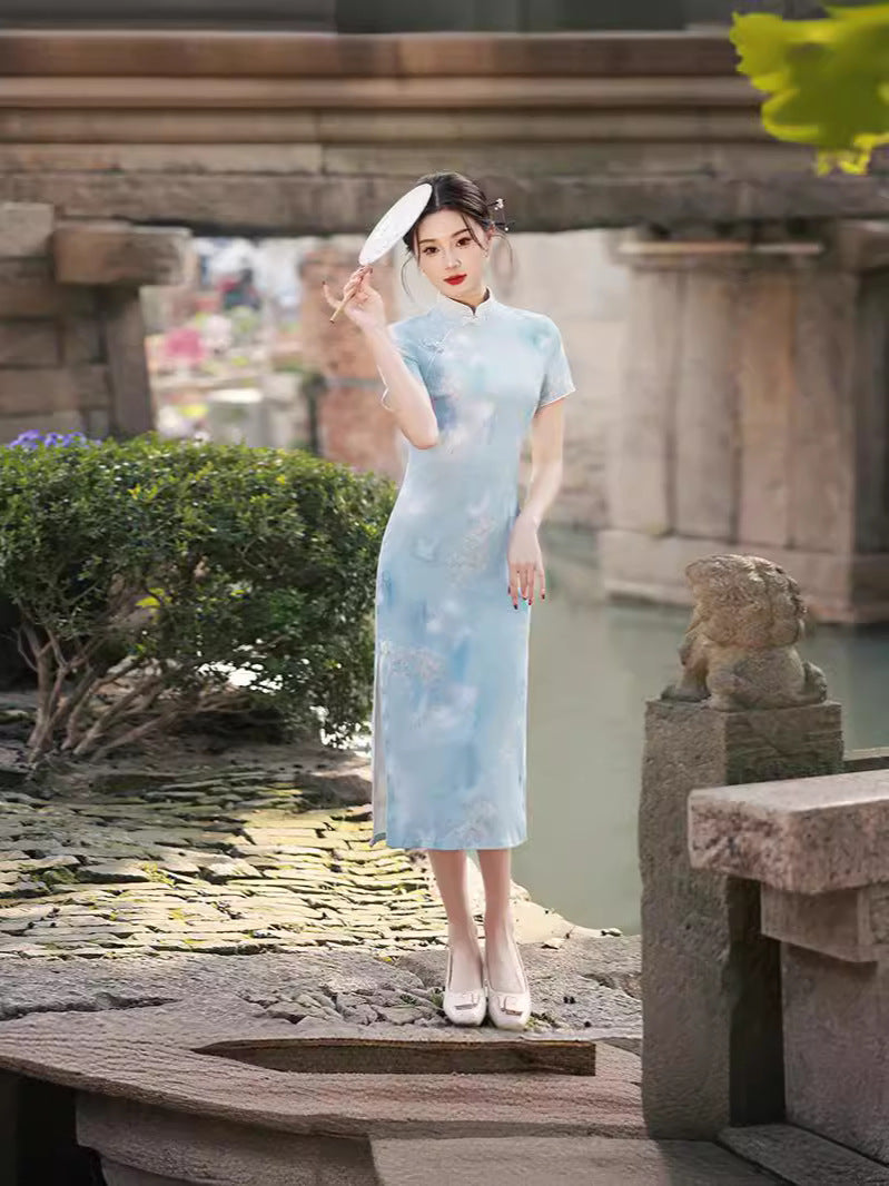 Ink-Wash Crane Print Qipao Dress | Slim Mandarin Collar & Side Slit | Mist Blue & Jade Green
