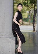 Black Sleeveless Jacquard Qipao | Slim Maxi Side-Slit Vintage-Elegant Gown