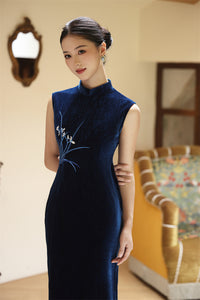 Sleeveless Navy Embroidered Qipao Long Dress | Mandarin Collar Slim Silhouette