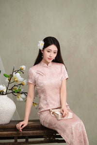 Blush Pink Jacquard Short-Sleeve Long Qipao Dress | New Chinese Mandarin Collar Frog Buttons Slim Side Slit Wedding Banquet Gown