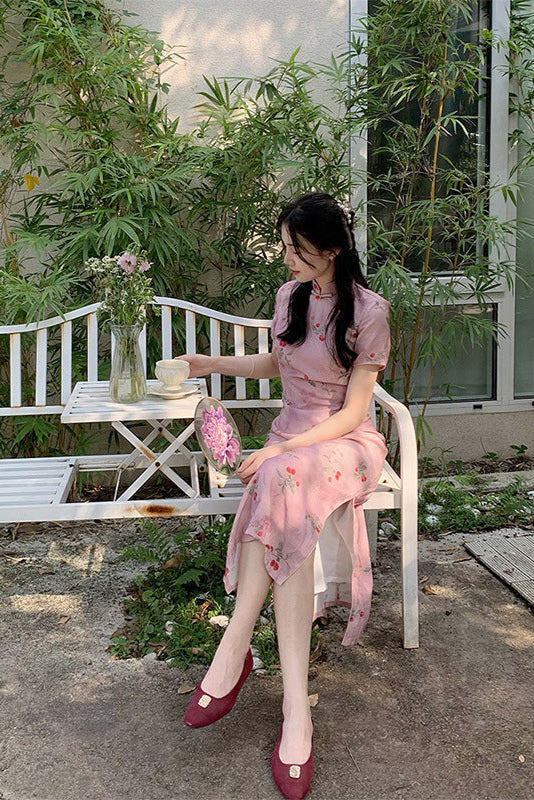 Elegant Pink Cherry Blossom Cheongsam Dress with Delicate Button Detailing