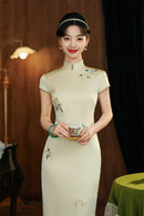 Vintage Beige Satin-Finish Qipao | Short-Sleeve Mandarin Collar