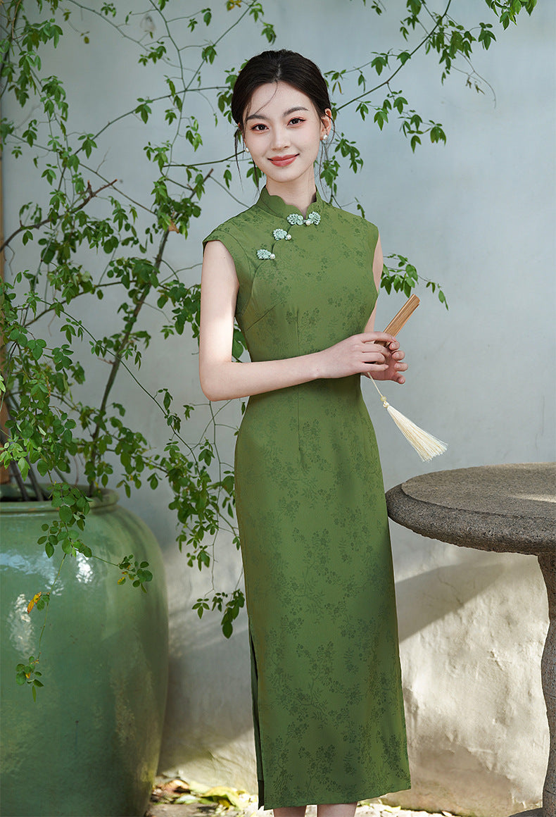 Mint-Green Jacquard Modern Qipao Maxi | Mandarin Neck, Floral Frog Buttons
