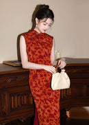 Sleeveless Red Long Qipao | Modern Mandarin Slim Jacquard Gown