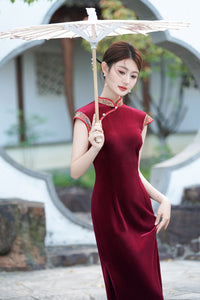 Spring Red Short-Sleeve Modern Qipao Maxi | Elegant Mother Dress