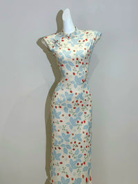 Blue Floral Berry Print Qipao Dress | Slim Mandarin Midi Look