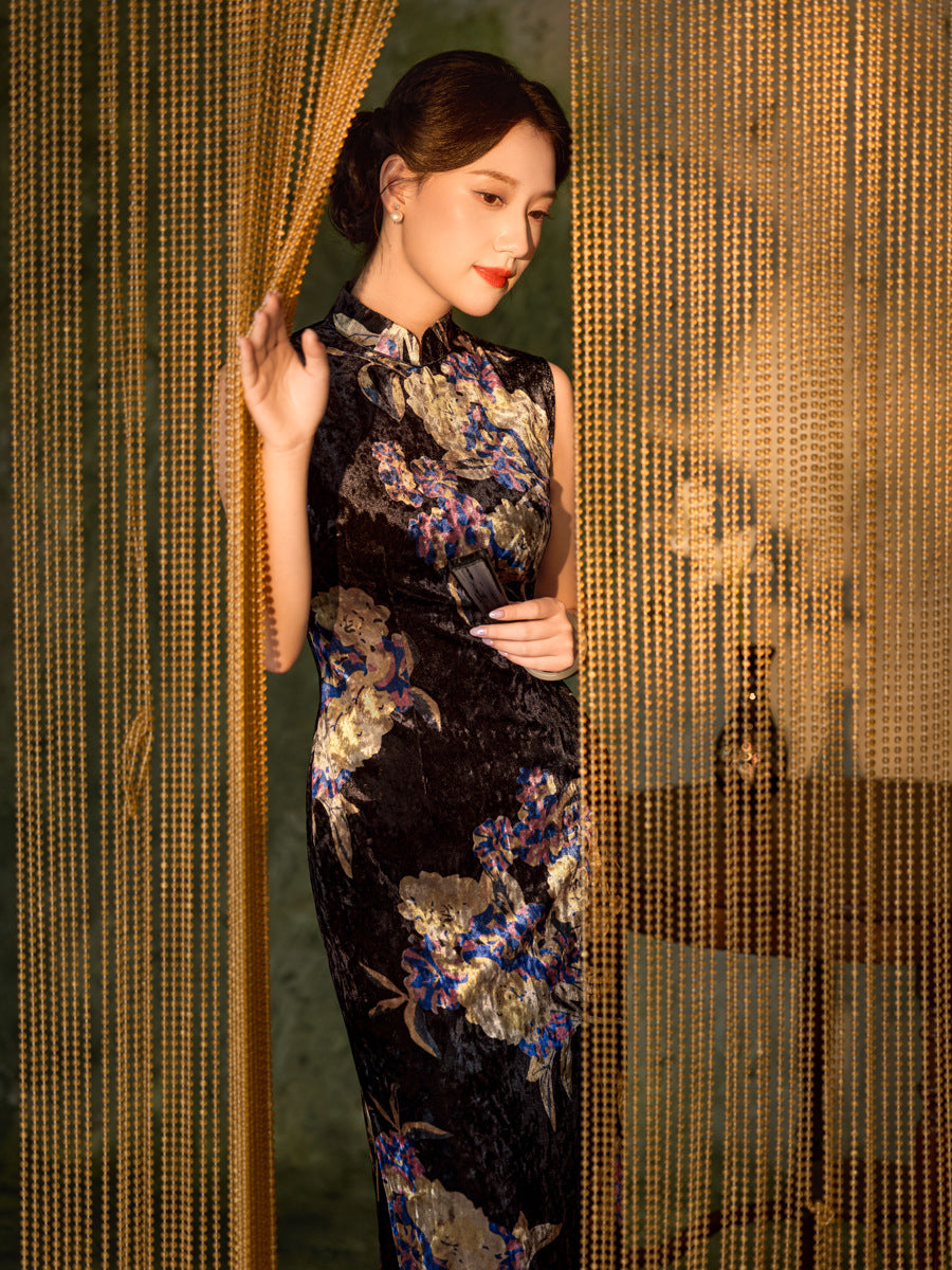 Black Vintage Floral Print Qipao Dress | Sleeveless Mandarin Collar Slim Midi Cheongsam