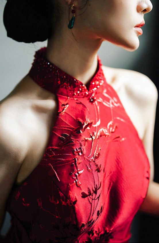 Modern Bridal Qipao Halter Long Gown | Sleeveless Shoulder-Baring