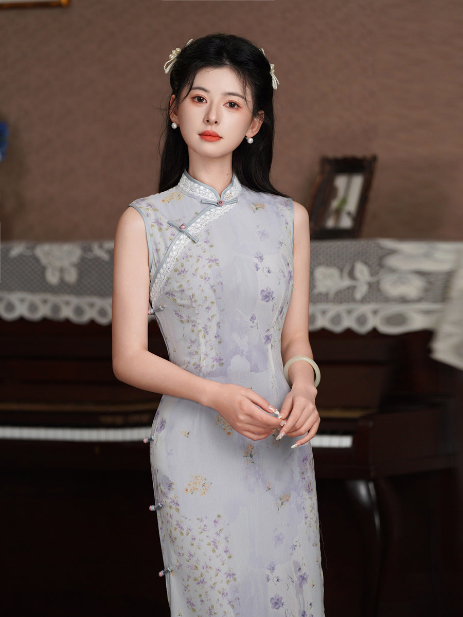 Dusty Grey Lilac Floral Jacquard Sleeveless Qipao Dress | Slim Mandarin Collar Cheongsam Midi for Tea Party