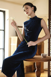 Sleeveless Navy Embroidered Qipao Long Dress | Mandarin Collar Slim Silhouette
