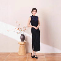 Navy Velvet Sleeveless Long Qipao Dress | Mandarin Collar Slim Side Slit Vintage Gown