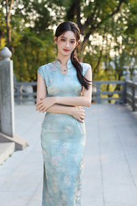 Green Floral Silk Mandarin Collar Qipao | Elegant Slim-fit Banquet Dress