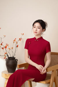 Red Slim Short-Sleeve Long Qipao Dress | Mandarin Collar Frog Button Side Slit Gown