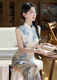 Sleeveless Blue-and-White Porcelain Qipao | Slim Midi Mandarin Collar