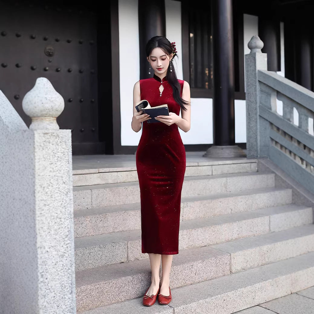 Velvet Sleeveless Qipao Dress | Mandarin Collar Keyhole Slim Cheongsam Midi