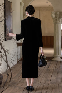 Black Orchid-Embroidered Qipao Midi | Elegant for Banquets