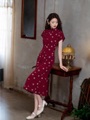 Wine-Red New-Chinese Qipao Dress | Mandarin Collar Slim Midi with Side Slits