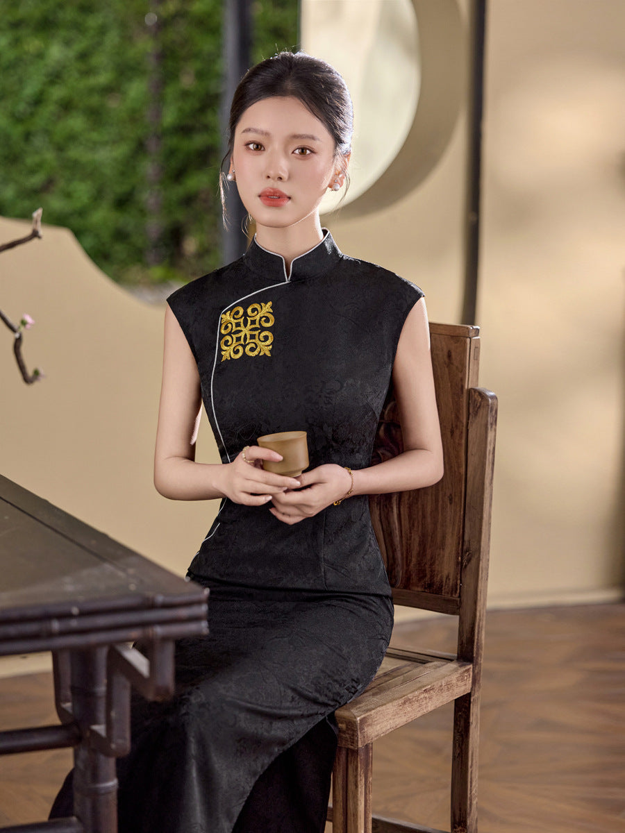 Black Gold Embroidered Sleeveless Long Qipao Dress | Elegant Side Slit Cheongsam Gown | Banquet Evening Wear